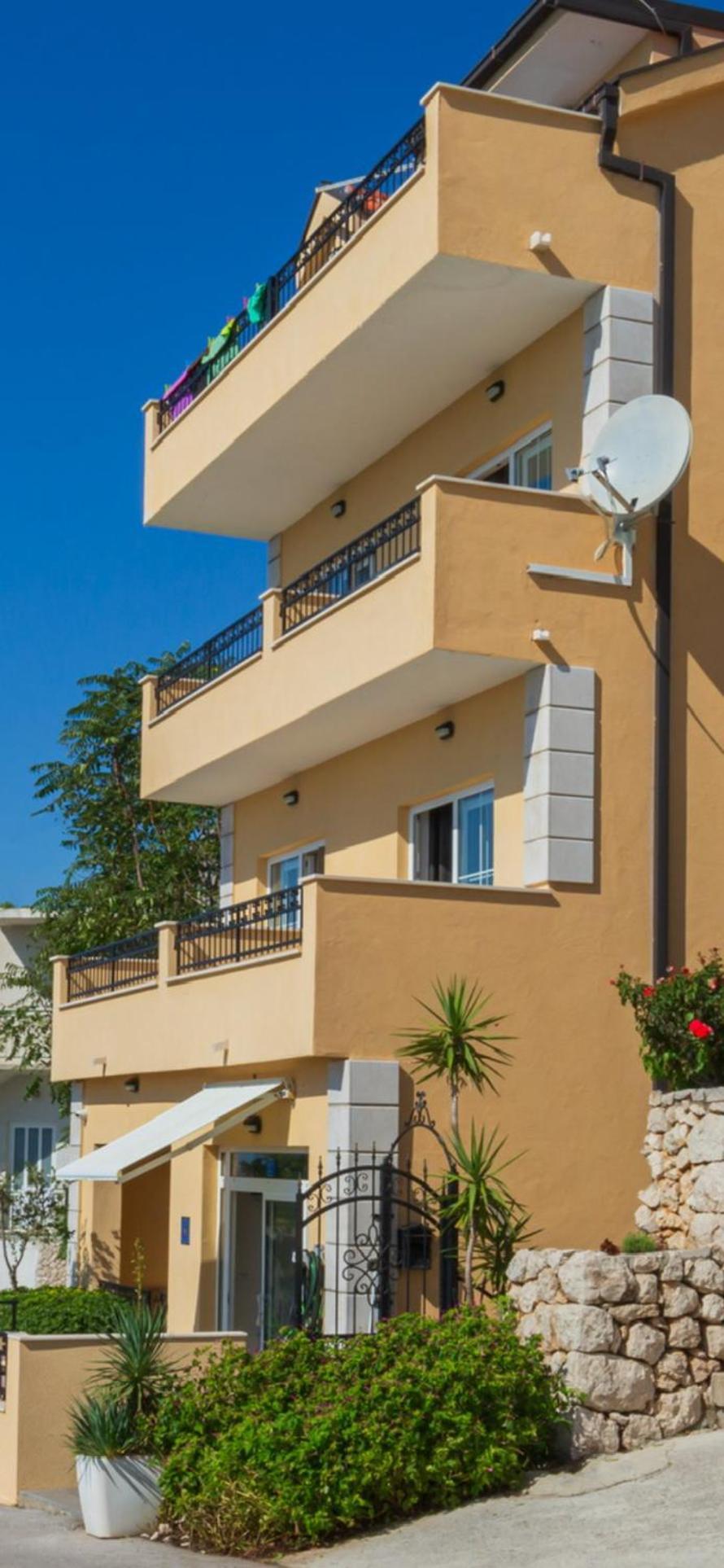 Apartments Gudelj Podgora Exterior foto