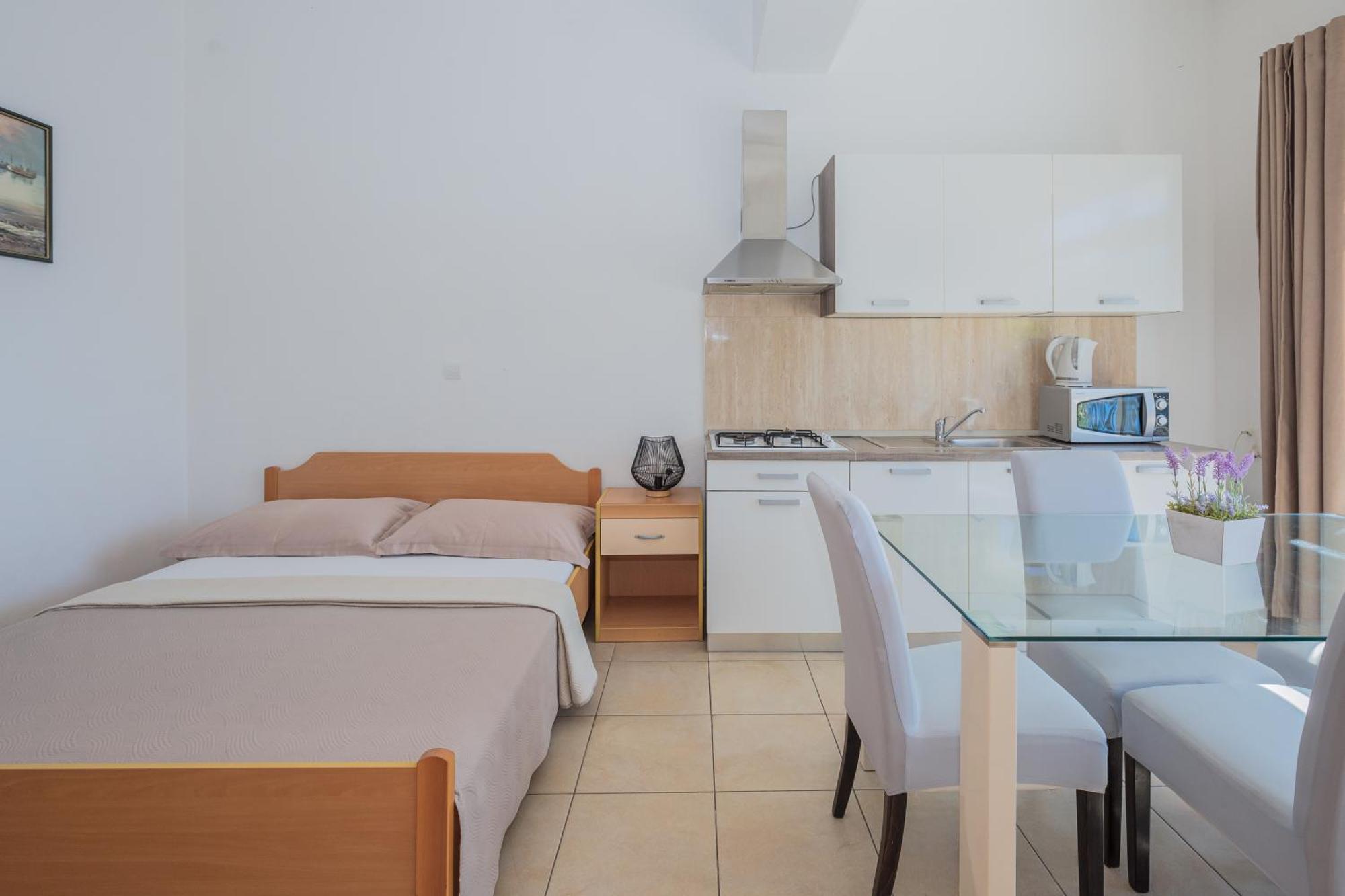 Apartments Gudelj Podgora Exterior foto